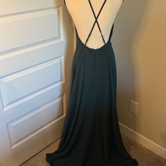 Elegant Green Halter Gown - Picture 6 of 10